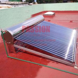 China 200L Low Pressure Solar Water Heater 20tubes Vacuum Tube Solar Collector factory