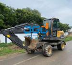 670BM 680 690 Excavator Glass Front Windshield Door Sliding Window Glass