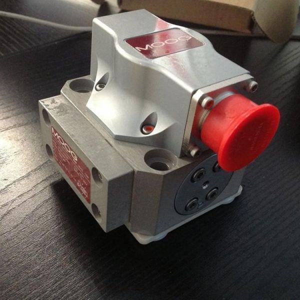 Moog Servo Valve Electro-Hydraulic with 1500-2700 rpm Speed Range Pressure