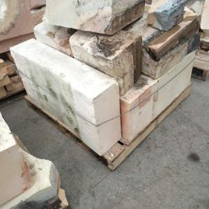 China SiC Content % 1.2-1.4% AZS Refractory Brick for Glass Kiln Furnace Canal Block Sale factory
