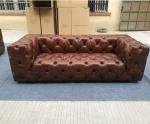 Distressed Chesterfield Vintage Leather Sofas With Buttons