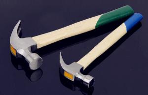China Polishing and Lacquer Surface Wooden Handle Forged Steel Claw hammer factory