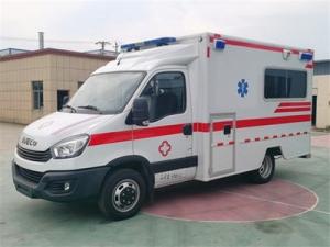 China 3300 Gross Vehicle Weight 4x4 Emergency Ambulance Car With Manual Transmission Type factory