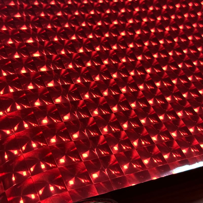 Red 3D Lens Film BOPP Holographic Lamination Film For Packaging Product