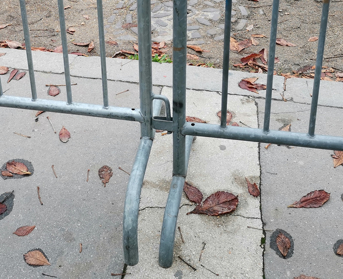 crowd control barriers rental near me