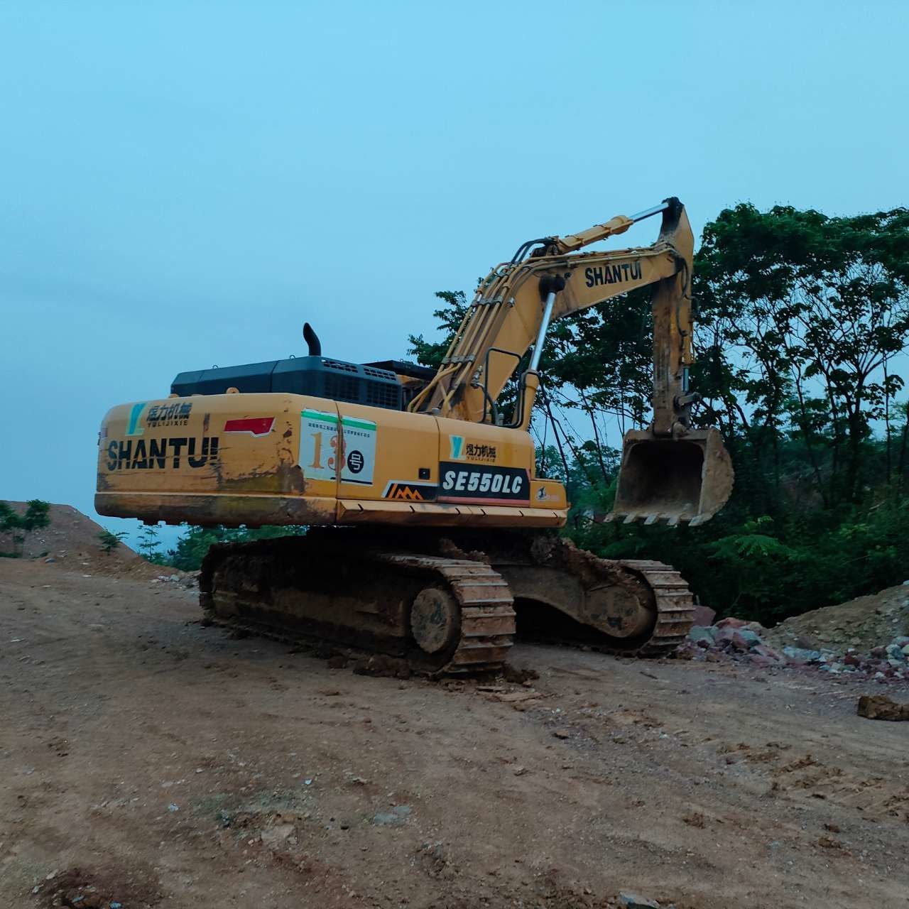 Second Hand Pc200-8 Komatsu 20 Ton Crawler Excavator Used komatsu pc200 Excavator