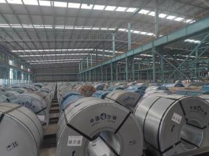 China Customized Hot Rolled Carbon Steel Coils Grade Q195/Q235/Q345/A36 Uaged In Plates Sheets And Pipes factory