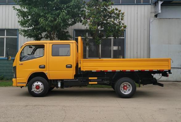 Brand New Cargo Truck Cheap Price 80L Oil Tank Tractor Shacman Dongfeng FAW Mini