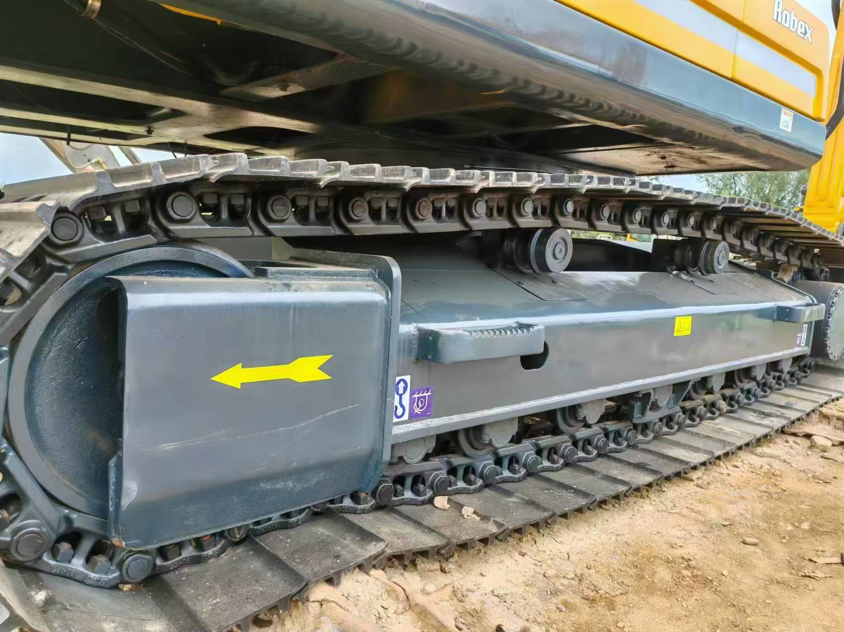 Hydraulic tracked excavator, original Hyundai 220LC-9 excavator Discounted Price