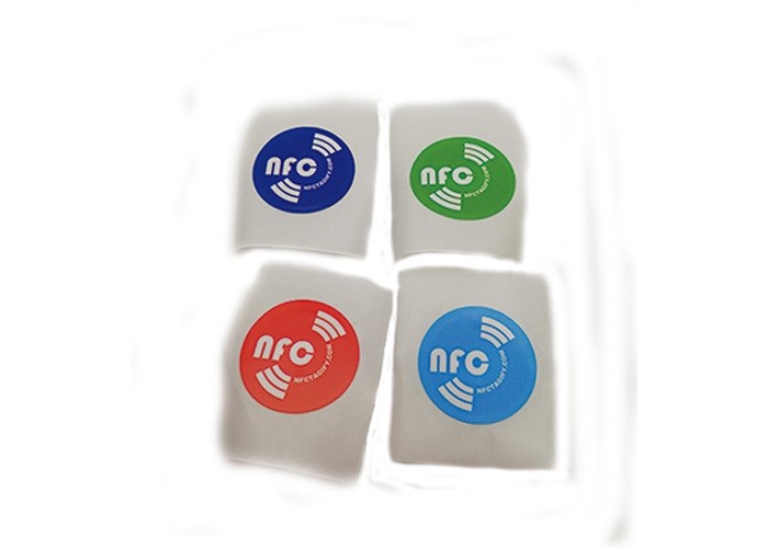 White Smart Electronic NFC Tag Sticker Custom NFC Forum Type 2 Tag