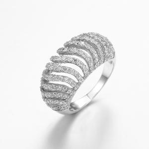 China 6.04g 925 Silver CZ Rings Rhodium Plated Sterling Silver Interlocking Ring factory