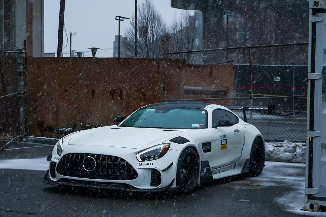 For Mercedes AMG GT Carbon Fiber Widebody Kit AMG GT Upgraded CBE Style Front Lip Diffuser Spoiler Widebody Kit