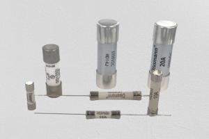 China Ceramic Time Lag Fuse , Industrial 20 Amp Car Fuse UL248 Standard factory