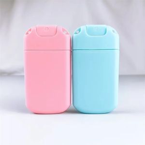 quantity Easy to carry and use Empty card style 20ml 30ml plastic sprayer bottle