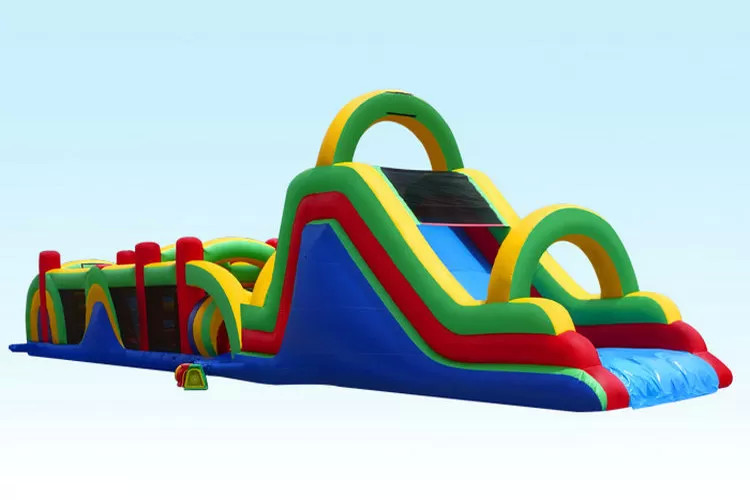 China 0.55mm PVC Tarpualin Giant Inflatable Obstacle Course With Slide factory