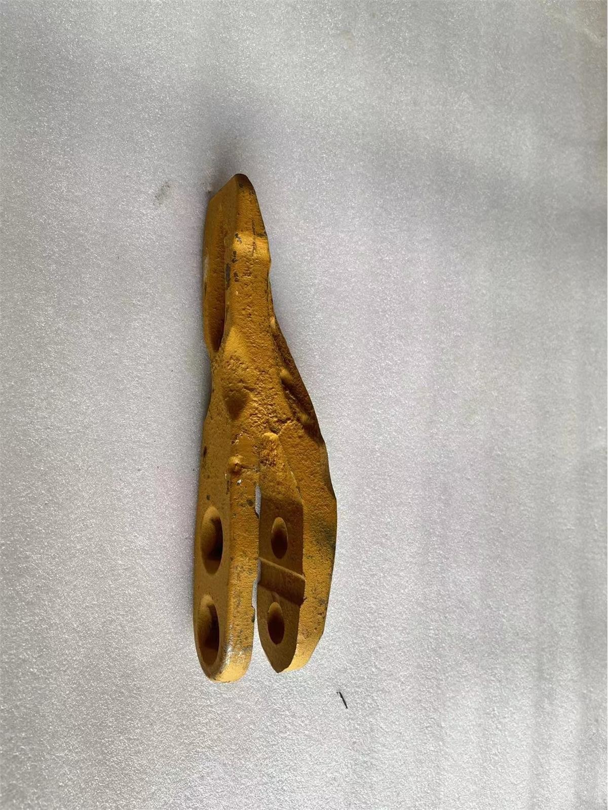 Genuine Brand Wheel Loader Backhoe Mini Loader Excavator Bucket tooth 332C4388 332/C4388 For Sale