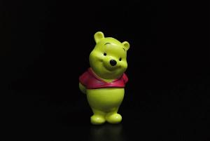 China Winnie The Pooh Lovely Little Collectible Toys For Souvenir / Display factory