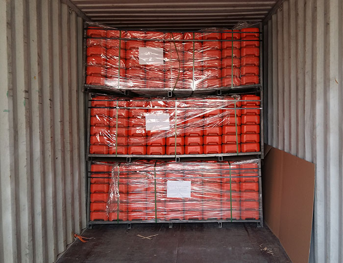 Loading of temporary fence