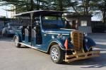 11 Seater Electric Vintage Cars , 7.5KW Sightseeing Electric Tourist Bus With AC