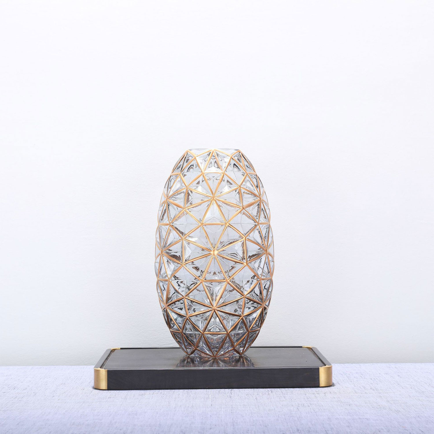 FDA Golden Decorated 20.6cm Crystal Decorative Glass Vases