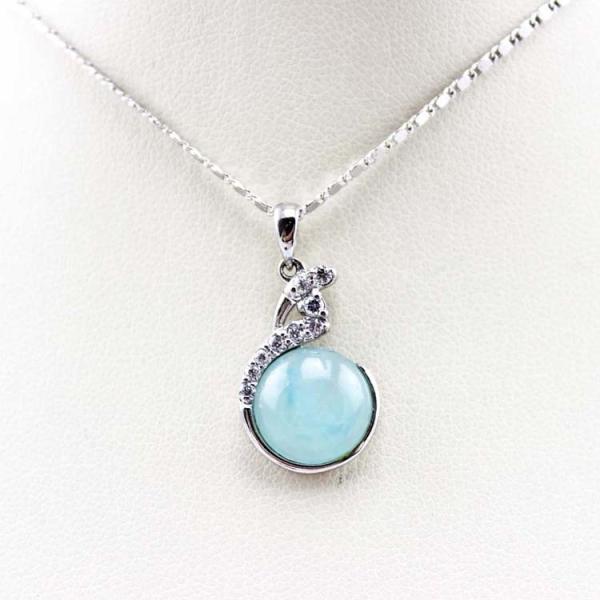 925 Sterling Silver Round Blue Chalcedony Cubic Zircon Pendant Necklace 18
