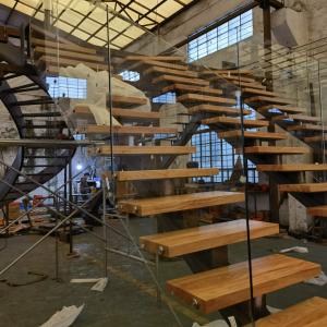 China Flat Curved Tempered Stair Railing Glass Stainless Steel Glass Tread factory