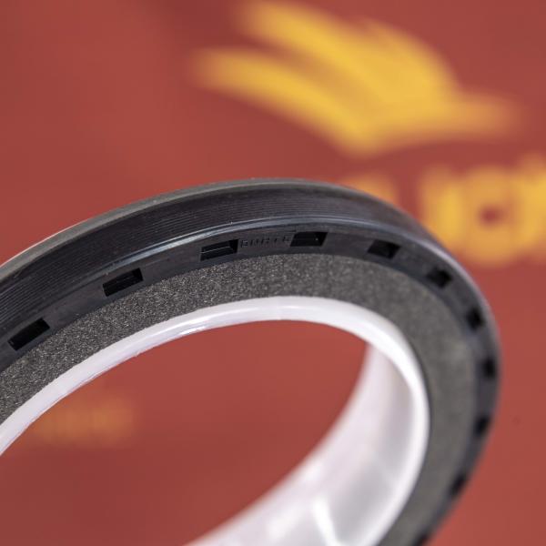 China 201V01510-0282 100X130X12 FOR  howo sitrak c7h mc11  engine PARTS OIL SEAL factory