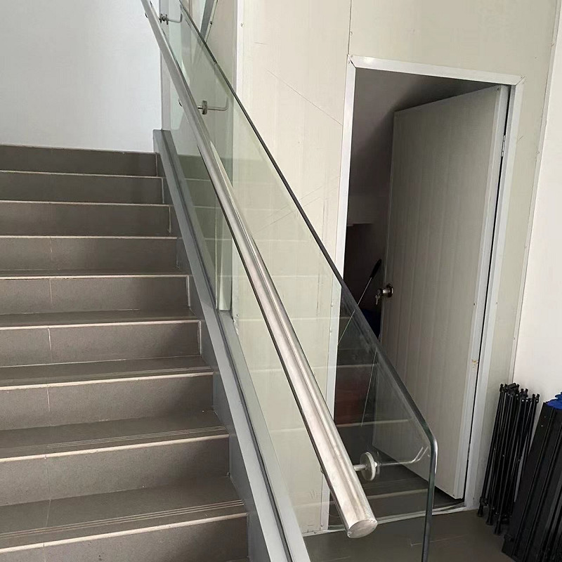 High Speed Rail Stair Hand Railings With Powder Coated Finish And 25x21x1.2mm