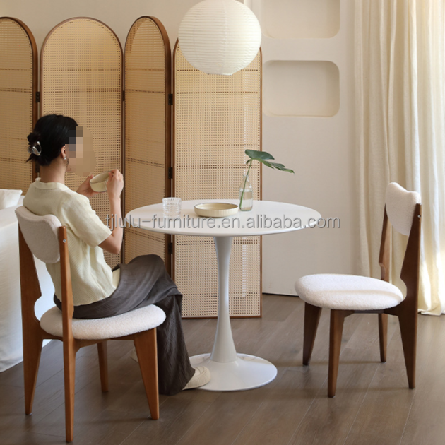 Morden Style Bedroom Wood Dining Chair with Customized Color and Black Legs in White Velvet
