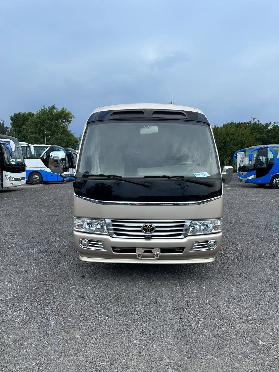 12 Seats Customized Used Coach Bus3 Single Door Long Transportation Tour Bus