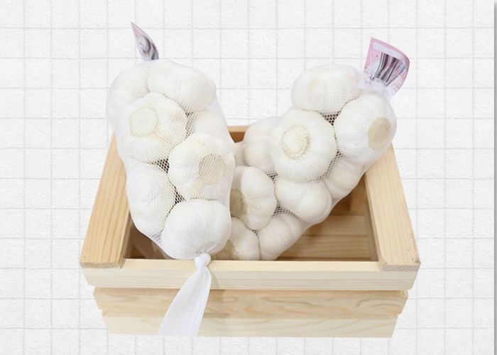 China 10kg mesh bag 5cm Fresh Pure White Garlic factory
