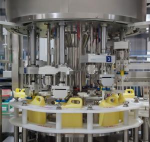 China Free Debugging Min 4000 BPH PET Bottle Capping Machine factory