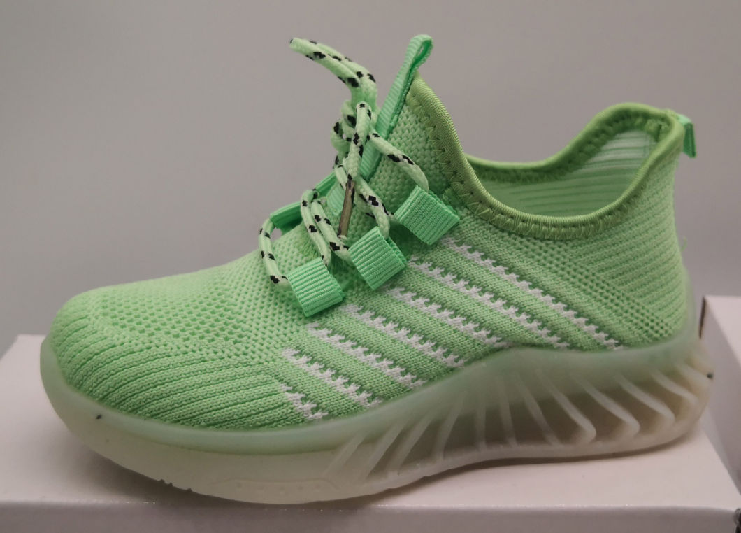 Good Quality Children Breathable Sport Running Shoes with Flyknit Upper Kids Injection Shoes Casual Shoes Footwear Sneaker Shoes Kids Fashion Shoes Shoe