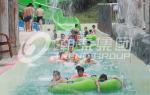 Fiberglass Aqua Park Equipment For Hotel Lazy River , Family On Summer Vacation