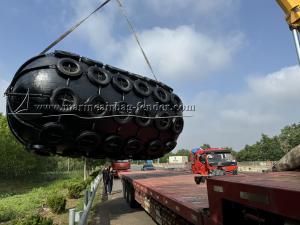 China High Pressure Inflatable Floating Rubber Fender , Aircraft Tyre Fender factory