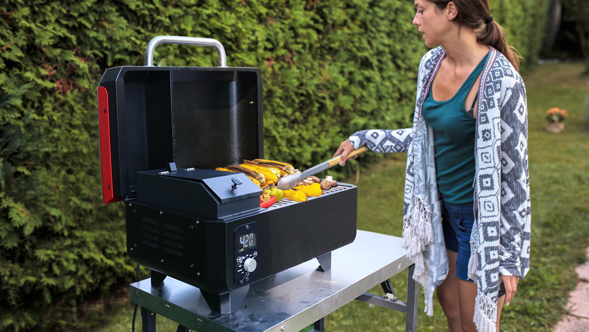 53.5*46*38cm Electric Pellet Smoker Grill with LED Control Customized Logo Acceptable