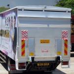 Dongfeng Hydraulic Lorry Tail Lift Trucks With Tailgate Lift 2000Kg