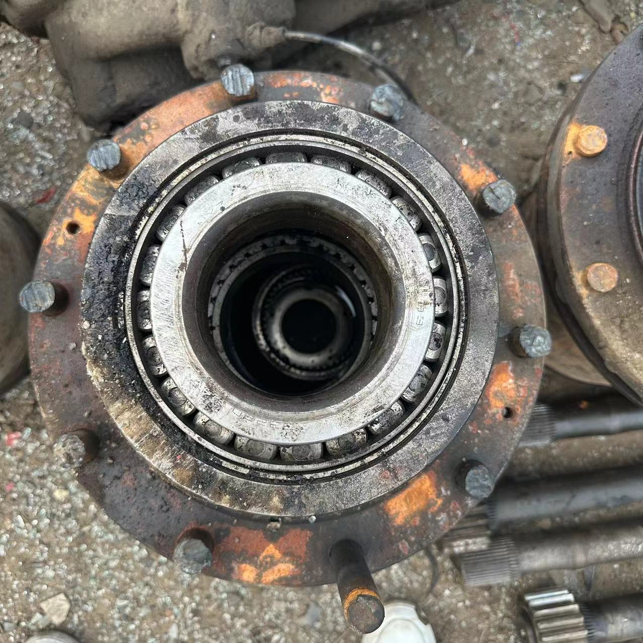 Secondhand Rear Axle Assembly Differential for TOYOUTA 7/37 8/39 8/41 Engine Code 9/41