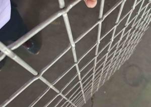 China Slot Hole Lock Crimped Wire Mesh 0.047&quot; 0.039&quot; 0.031&quot; Wire 0.197&quot; Opening factory