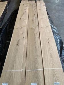 China 2.0mm Knotty White Oak Wood Veneer Various styles Goods in stock factory