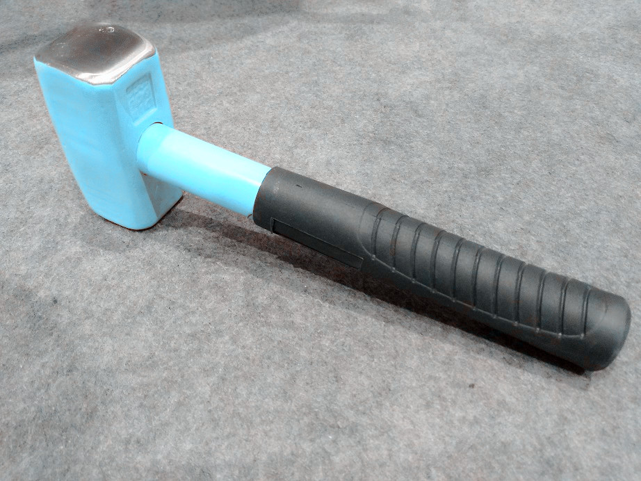 Stoning hammer(XL-0075) with color powder coated surface and steel tube handle, durable hand construction tools