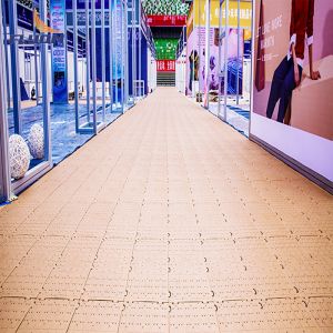 China High Density Polyethylene Portable Event Flooring Highly Safe Low Maintenance For Heavy Duty Applications on sale