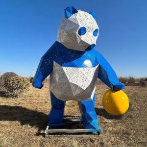 Large Outdoor Decorative Metal Sculpture Custom Colorful Bear Statues