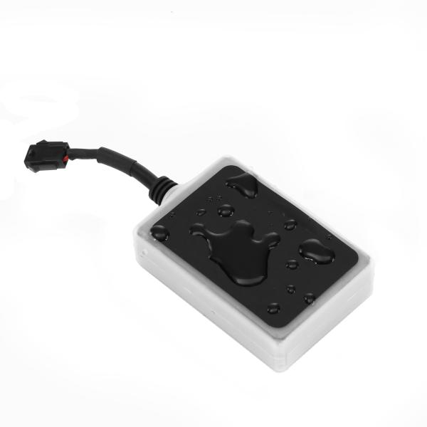 Motorcycle Gps Tracking Device / GPS Vehicle Tracker With 700mAh Rechargeable