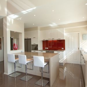 China White Lacquer Complete Kitchen Cabinet Modern Handle MDF High Gloss on sale