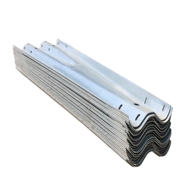 Hot Dipped Galvanized Stainless Steel Highway Guardrails for Roadway Protection