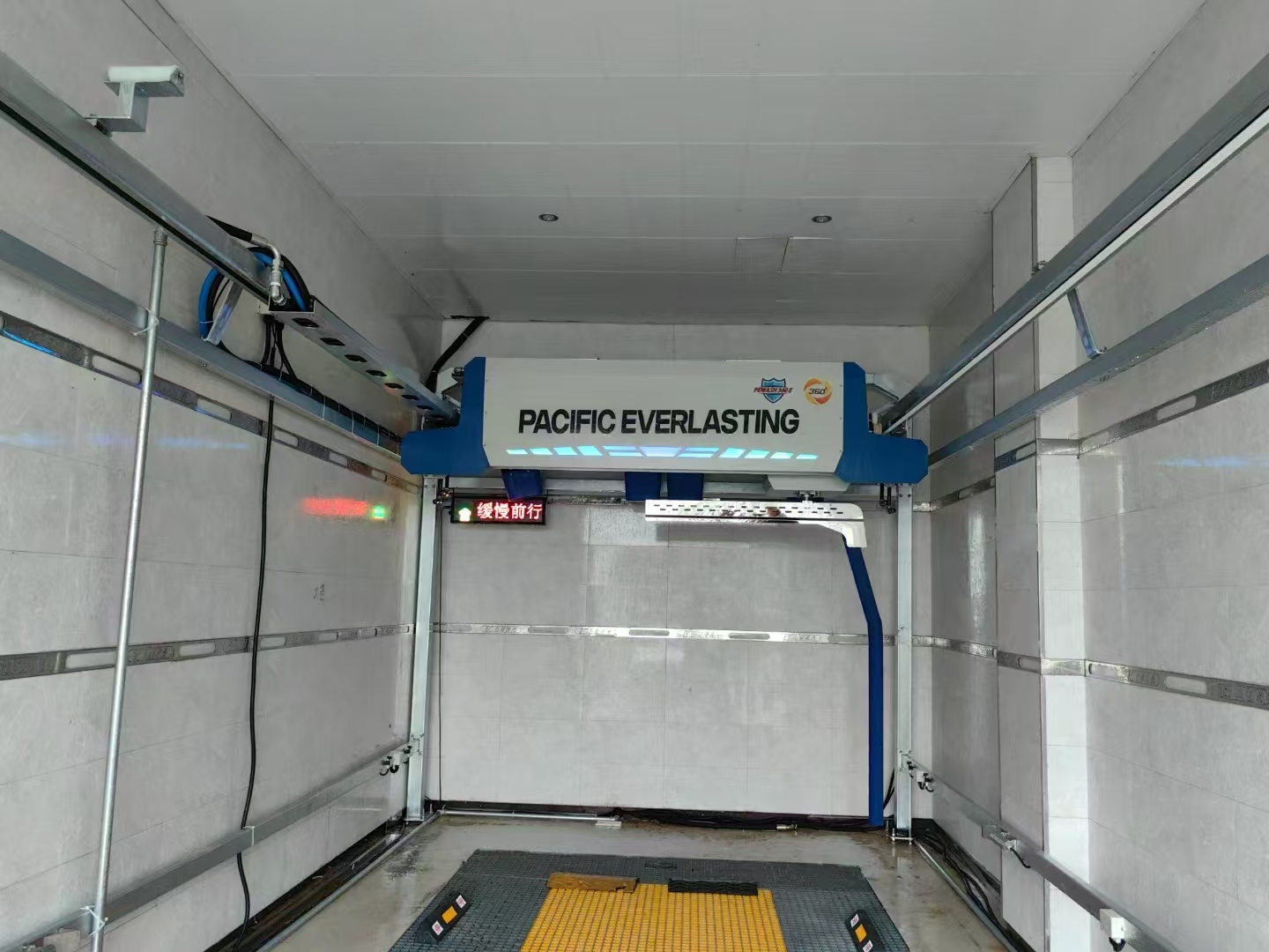 120 Bar Fully Automatic 4 Air Dryeres Car Wash Water Recycling System 360 Touch Free Car Wash 24-hour Service Automatic Car Washing Robot