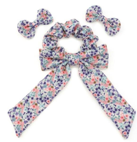 Delightful Girls Bowkont Hair Clips And Scrunchies Custom Crafted With Vibrant
