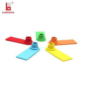 China TPU Small Size 55*19MM Sheep Ear Tags Barcode For Farm factory