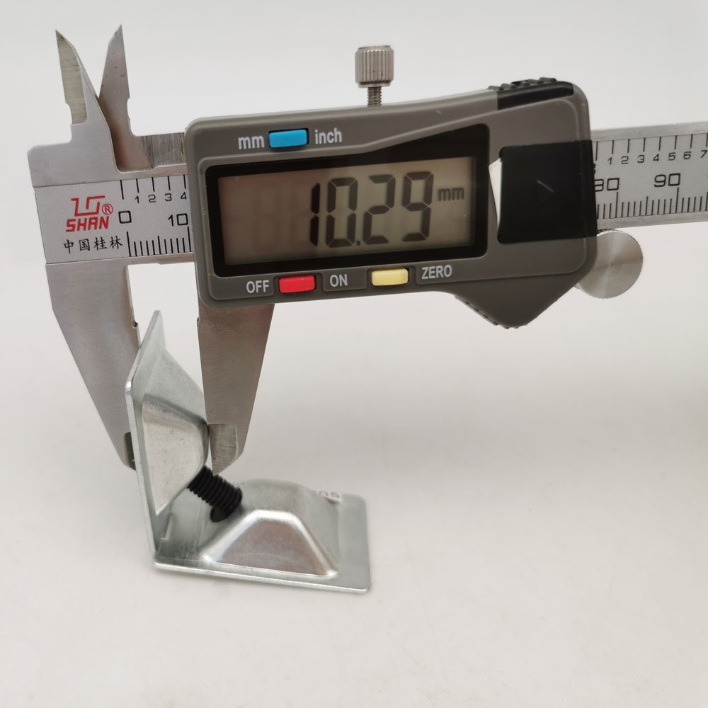 Silver Iron Aluminium Profile Corner Joint Corner Bracket For Window Connection
